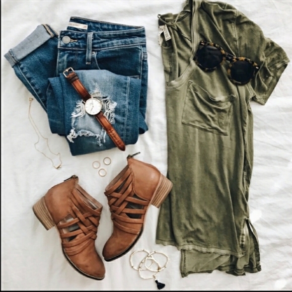 Trendy outfit mystery box! - Picture 4 of 4